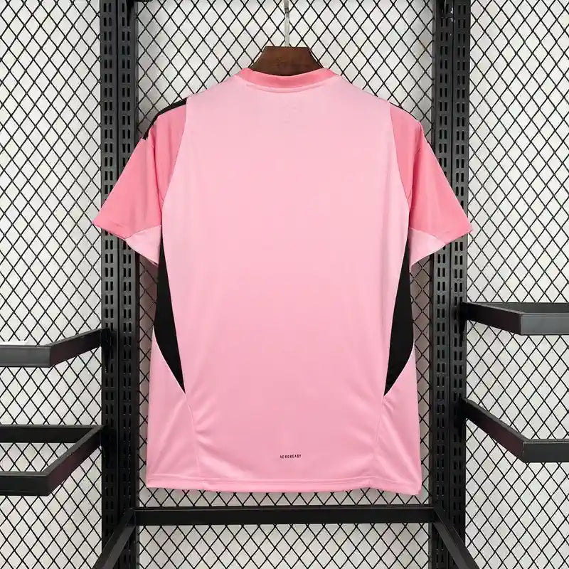 World Cup 2026 Spain Goalkeeper Pink Kit
