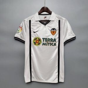 Valencia 2001/02 Home Kit