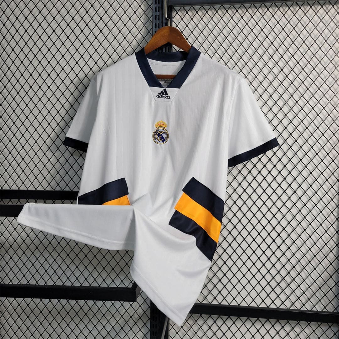 Real Madrid 23/24 Special Kit -White & Yellow- Fan Version - Image 3