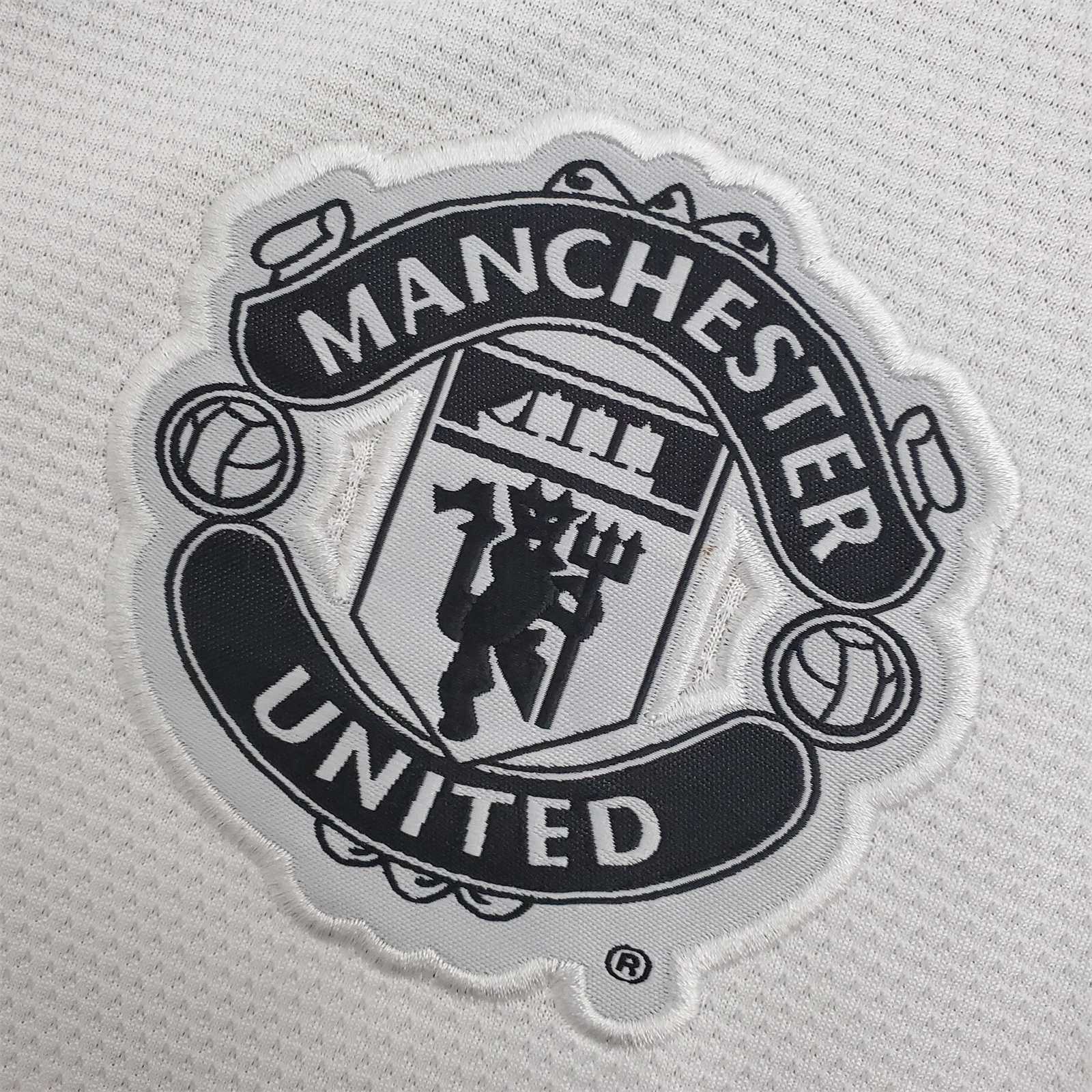 Manchester United 2013-2014 Third Kit - Image 5
