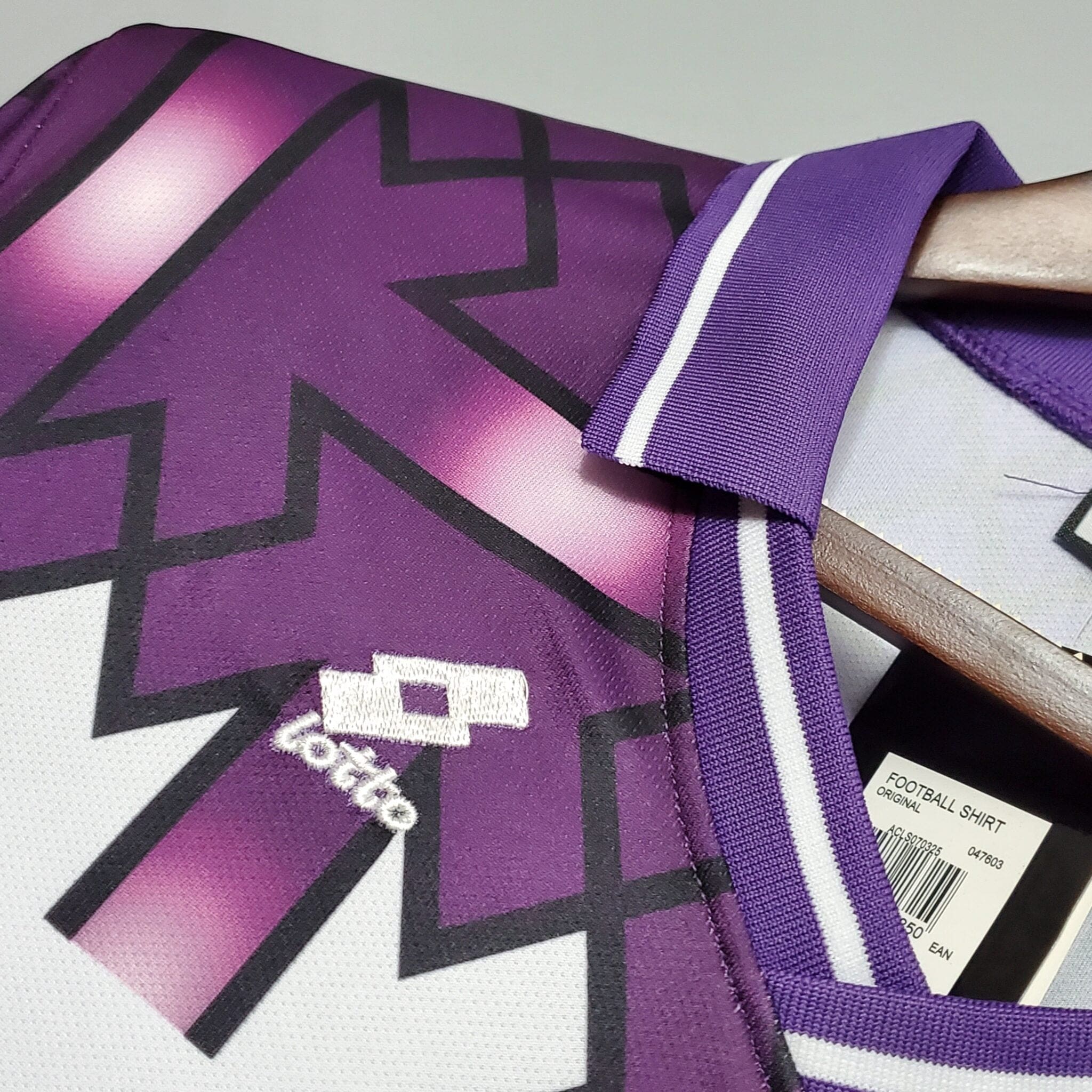 Fiorentina 1992/93 Away Kit - Image 7