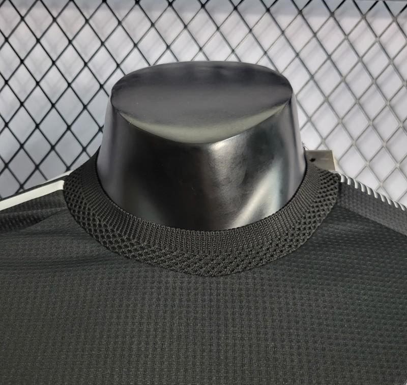 Manchester United Black Edition 22/23 – Player Version - Image 3