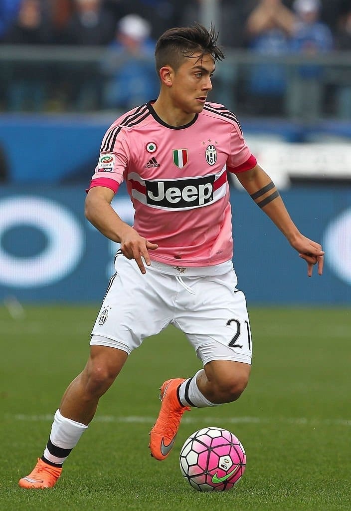 Juventus 2015/2016 Away Kit - Image 2