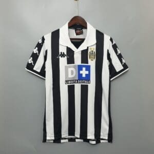 Juventus 1999/2000 – Home kit