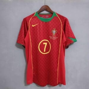 Portugal – 2004 Home red kit