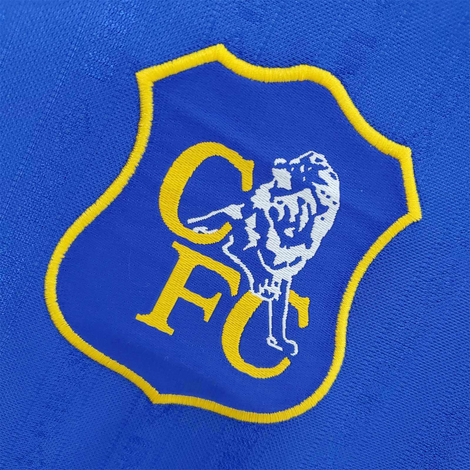 Chelsea 1995/1997 Home Kit - Image 3