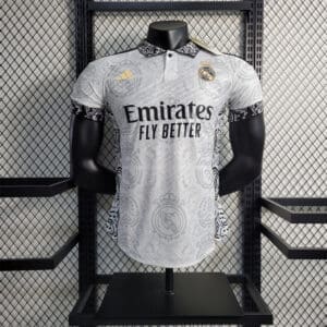 Real Madrid 23/24 Classic Kit Edition – Player version