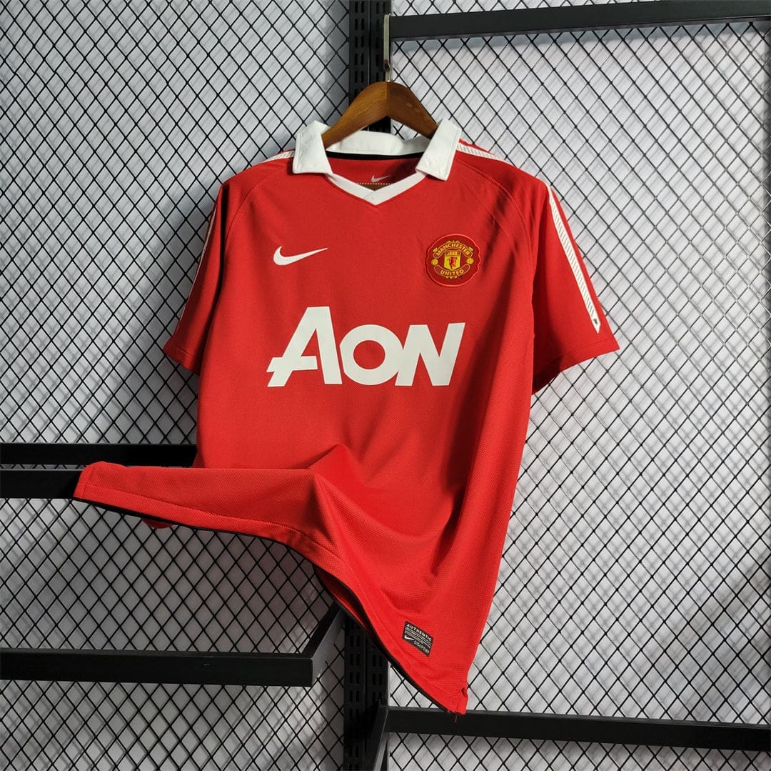 Manchester United 2010-2011 Home Kit - Image 3
