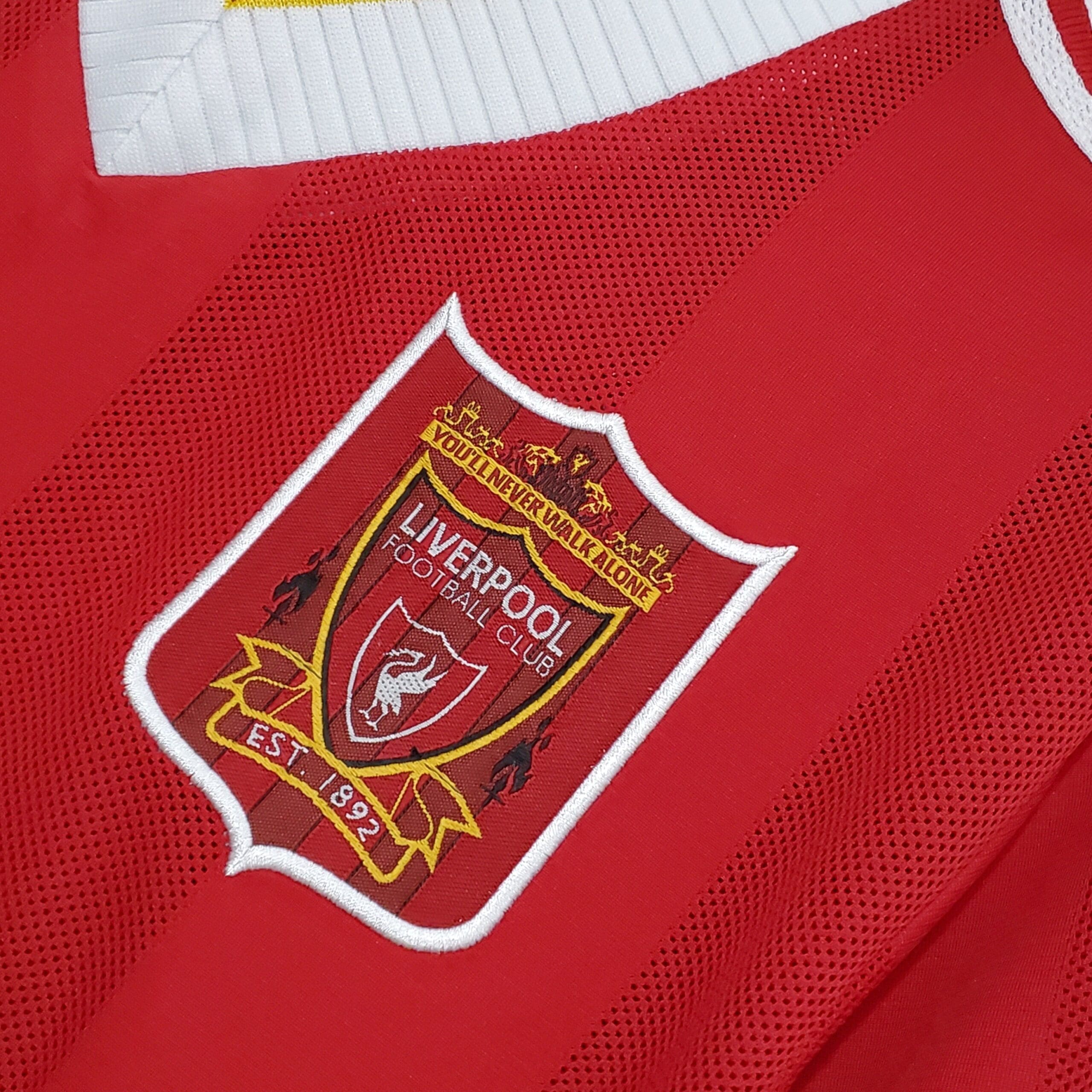 LiverpooI 1995/1996 Home Kit - Image 4