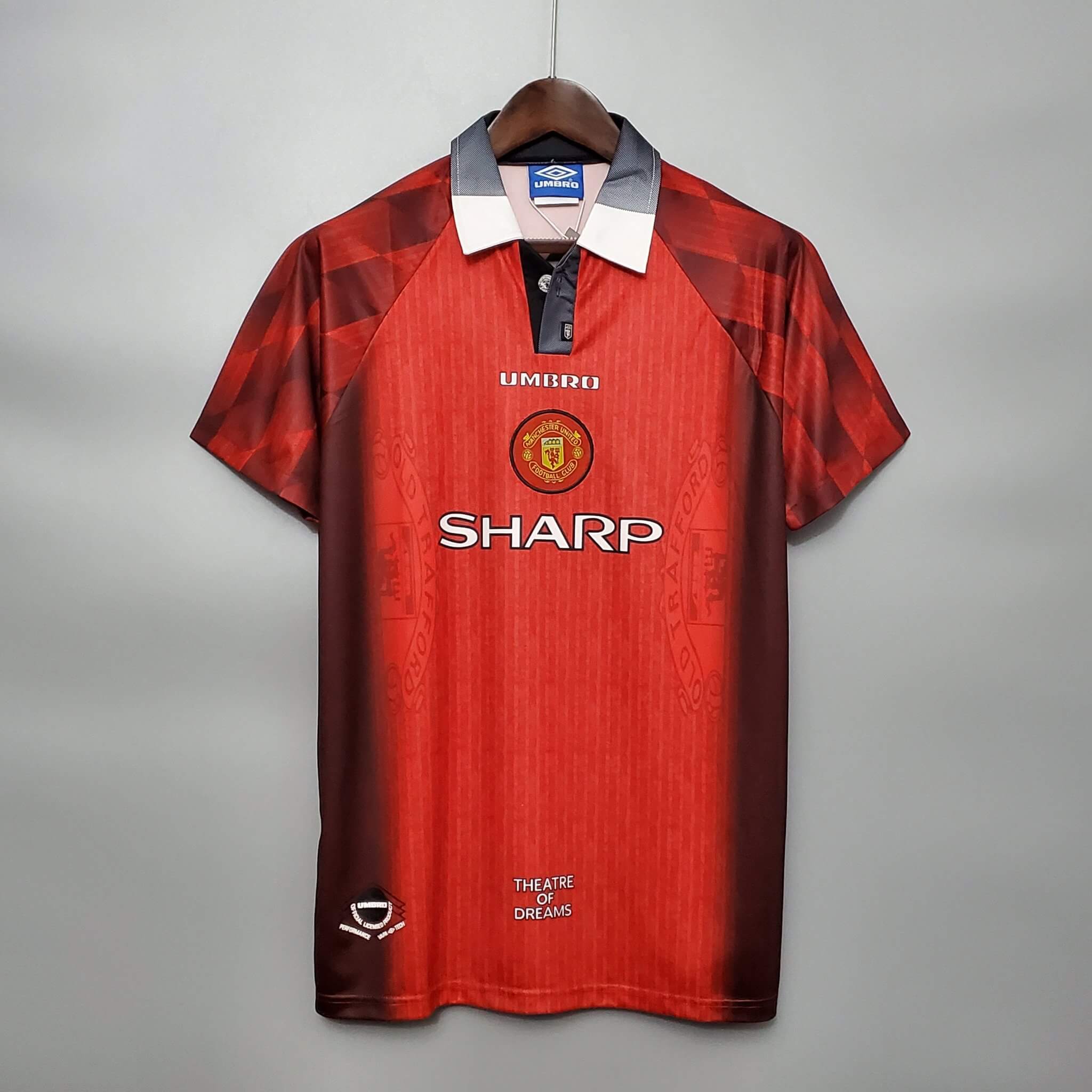 MAN United 1996/1997 Home Kit