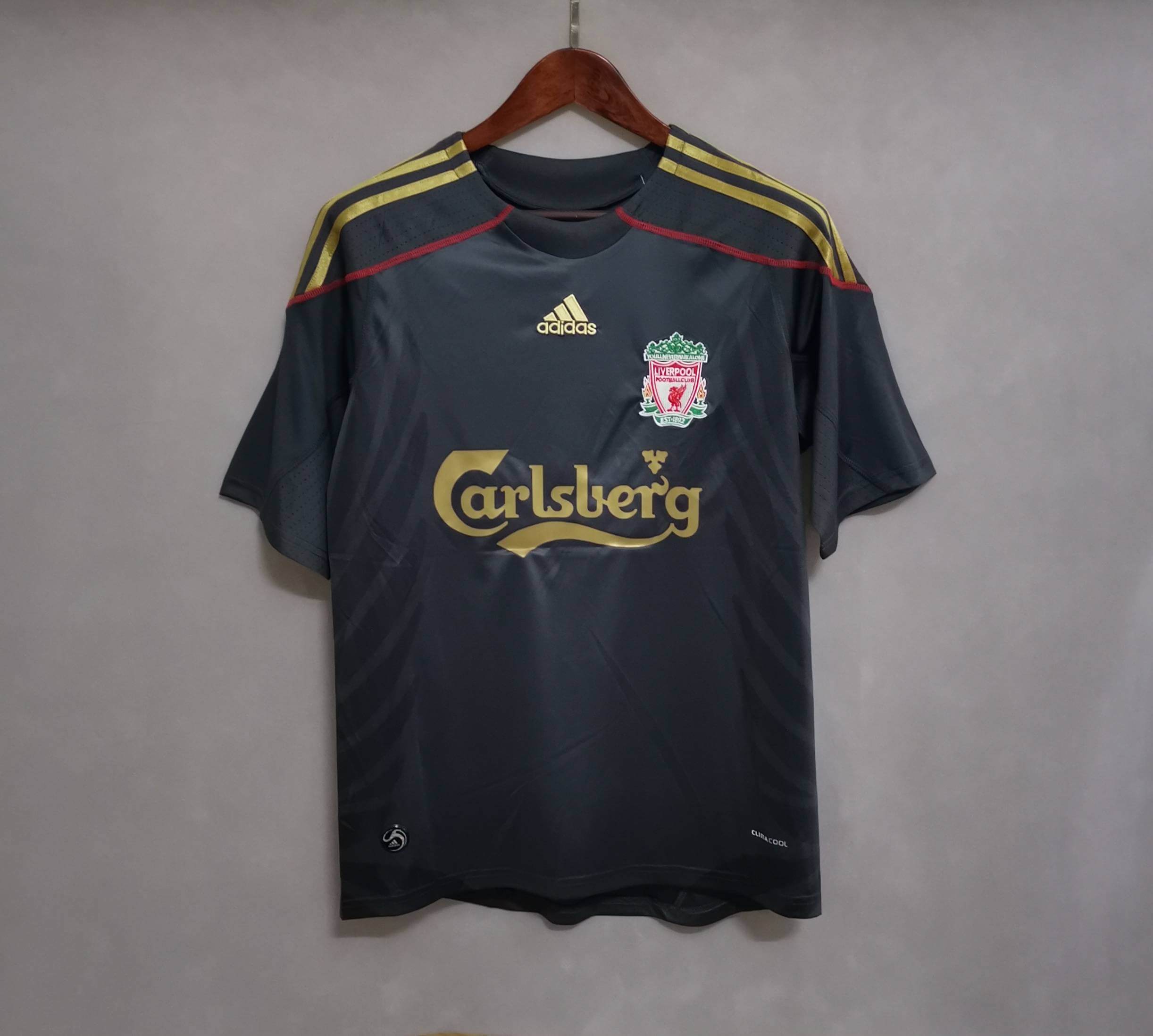 IiverpooI 2009/2010 Away kit