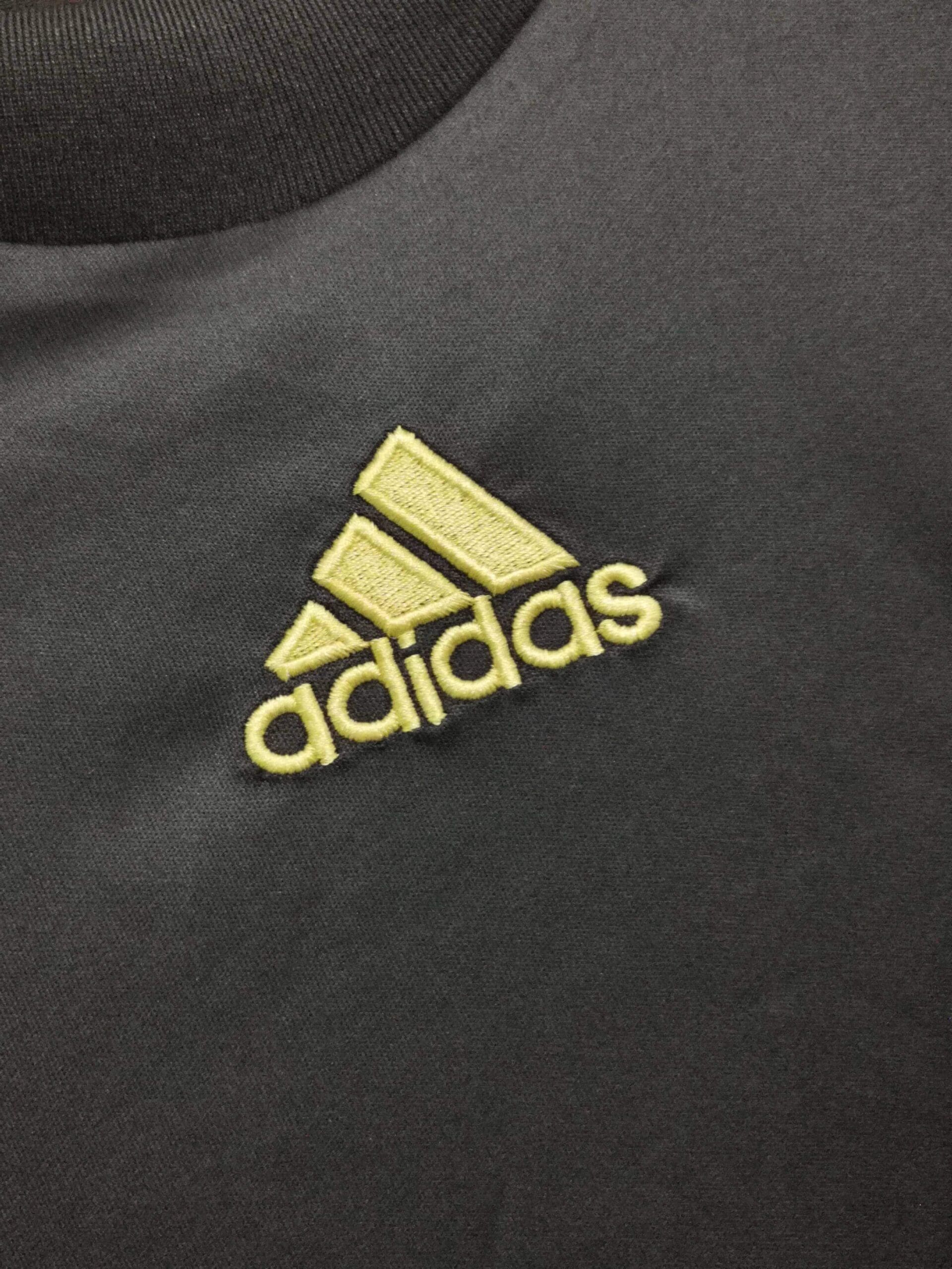 IiverpooI 2009/2010 Away kit - Image 5