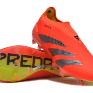 Predator Elite Laceless Firm Ground Boots