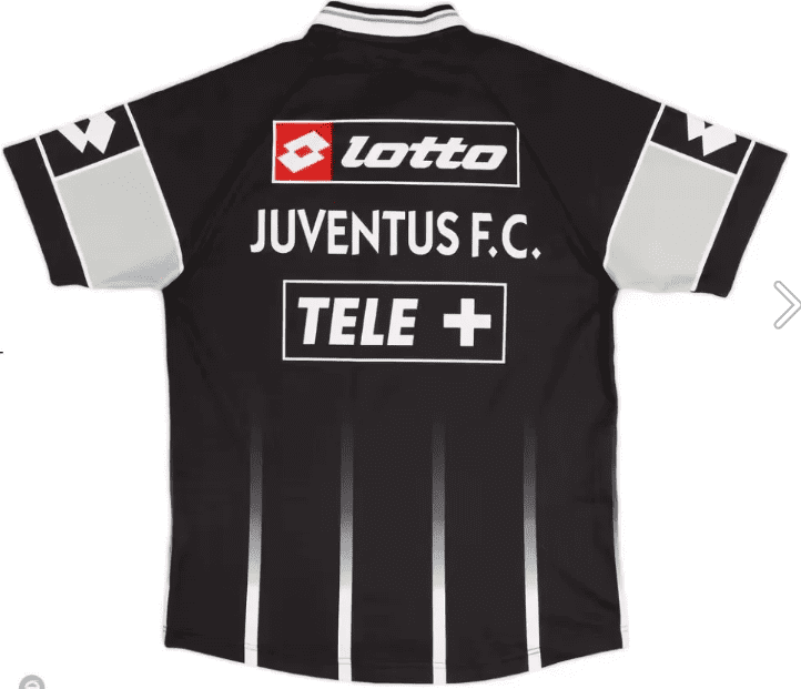 Juventus 2000/01 Home kit - Image 2