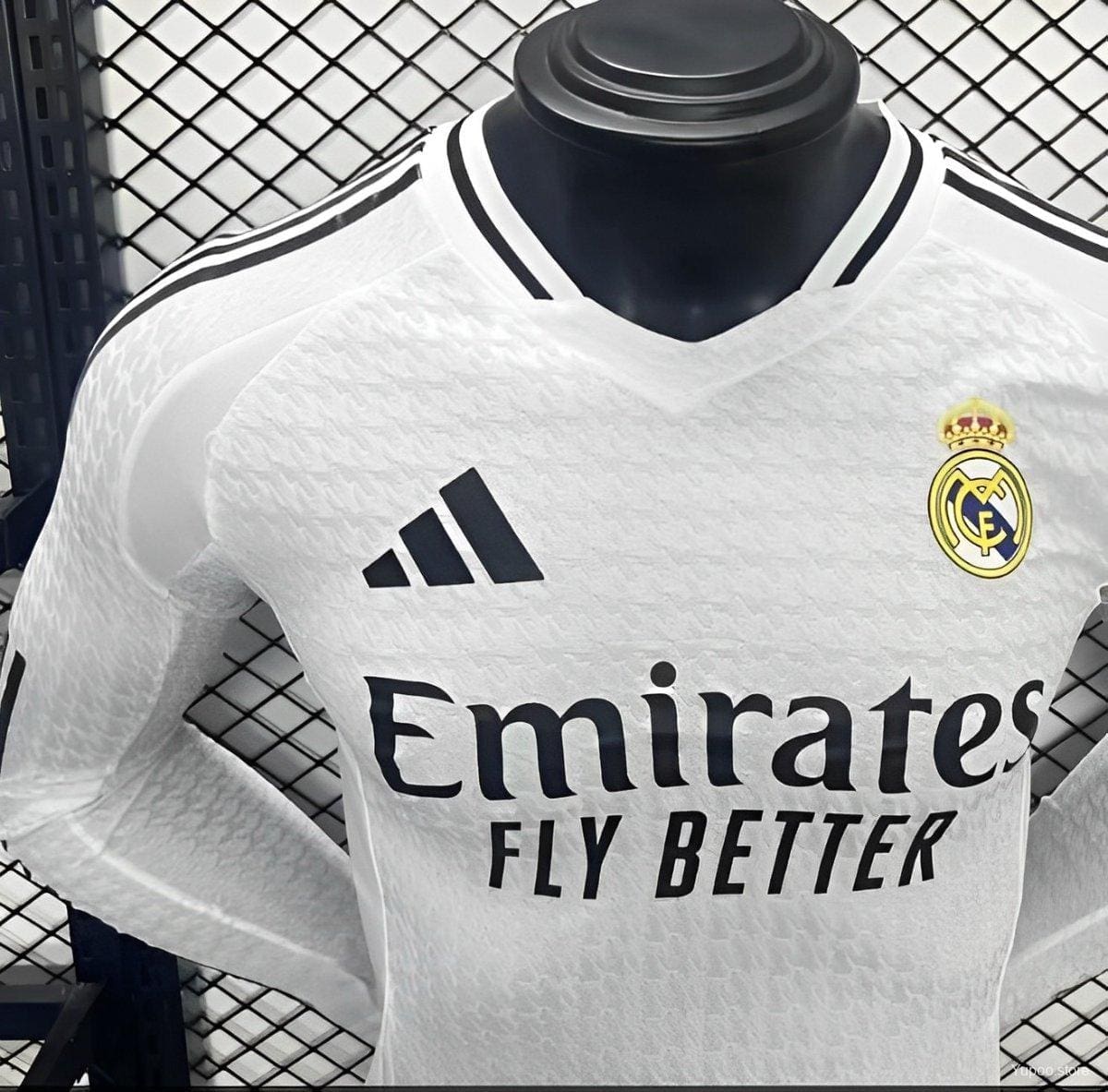 Real Madrid 24/25 Home Kit -Long Sleeve- – Player version - Image 3