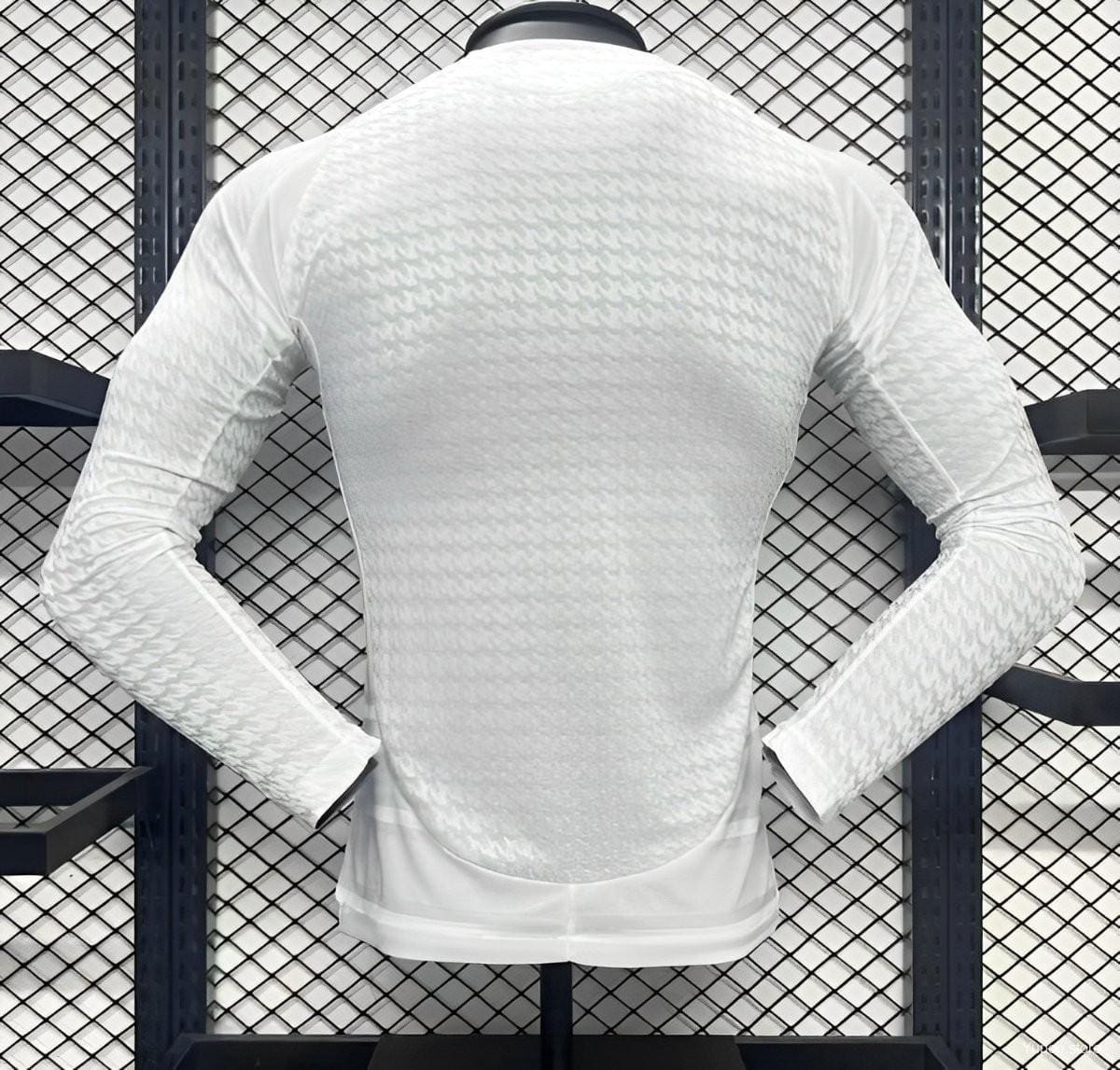 Real Madrid 24/25 Home Kit -Long Sleeve- – Player version - Image 2