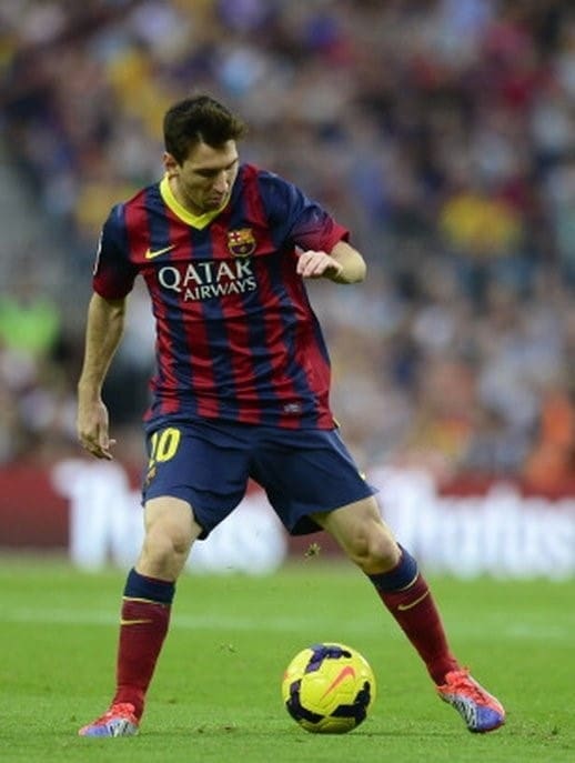 FC Barcelona 13/14 Home Kit - Image 2