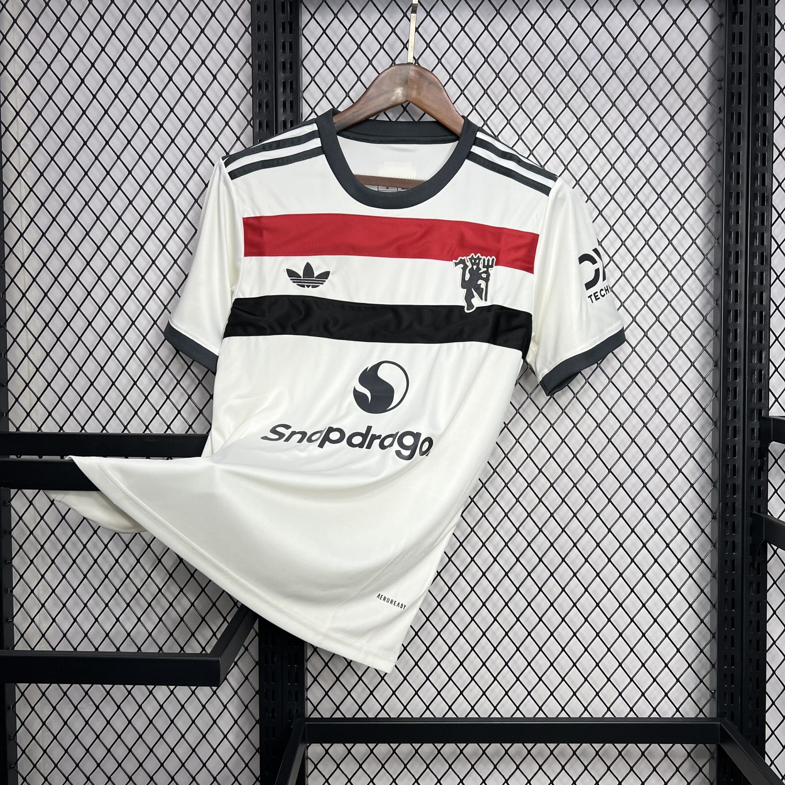 Manchester United 2024/25 Third Jersey – Fan Version - Image 2