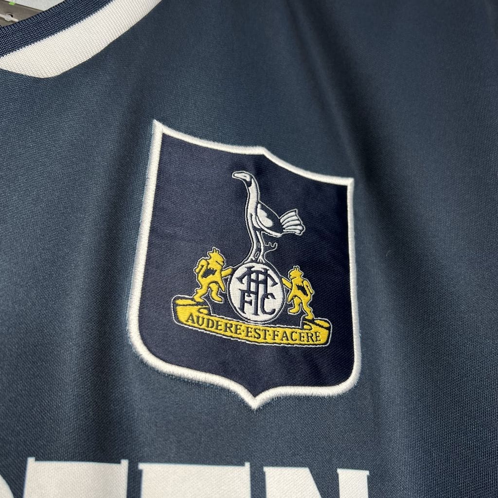 Tottenham Hotspur 1994/95 Away Kit - Image 4