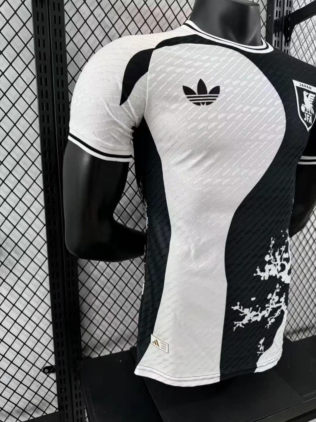 Japan Yin and Yang Jersey – Player Version - Image 3