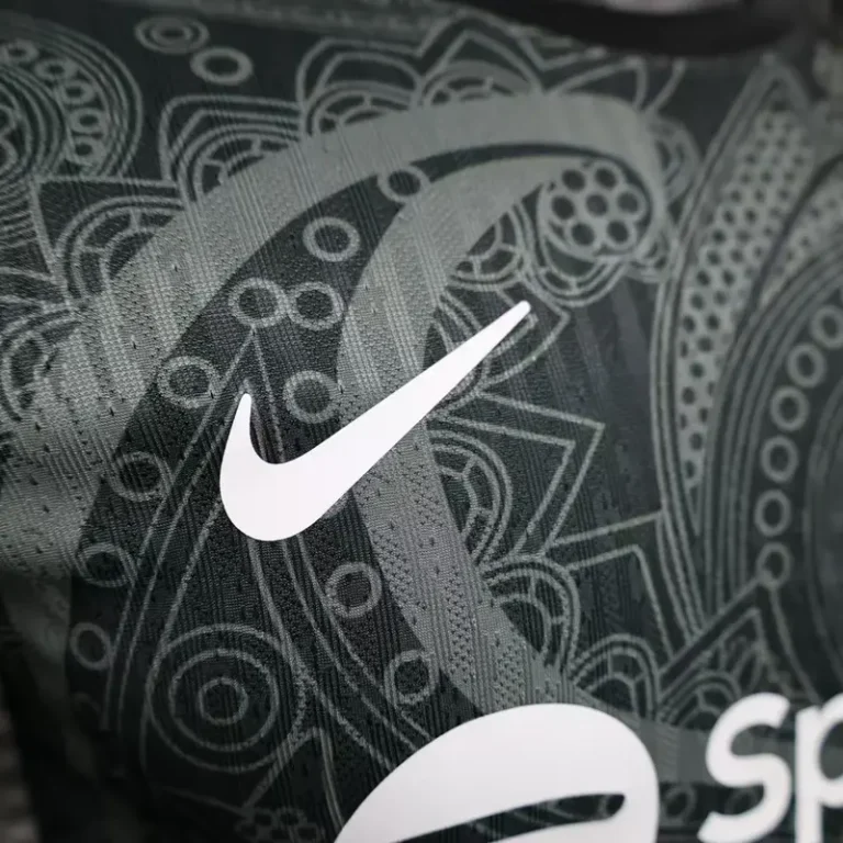 FC Barcelona 24/25 Black Special Kit – Player version - Image 4