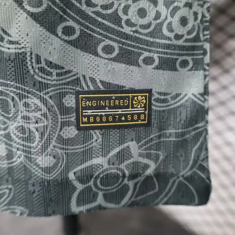 FC Barcelona 24/25 Black Special Kit – Player version - Image 6