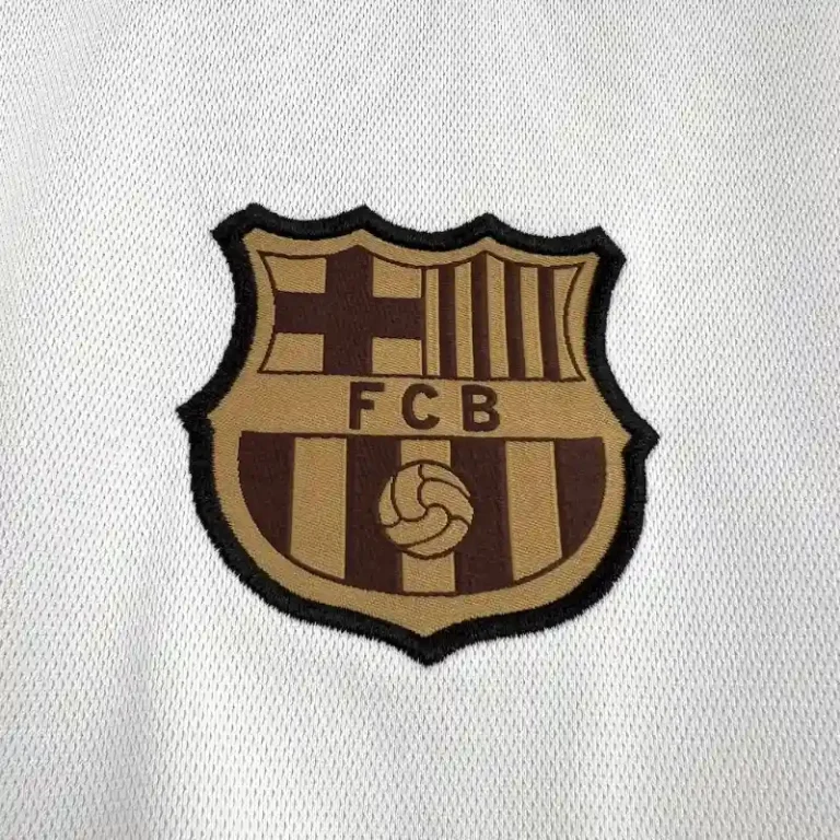 FC Barcelona LAMINE YAMAL 304 White - Fan Version - Image 3