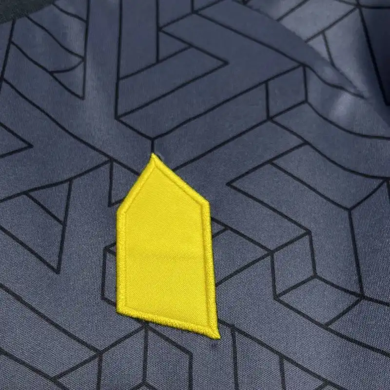 Everton 24/25 Away Jersey – Fan Version - Image 4