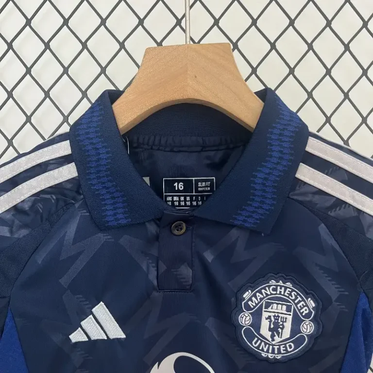 Manchester United 24/25 Away Kit - Kids - Image 8