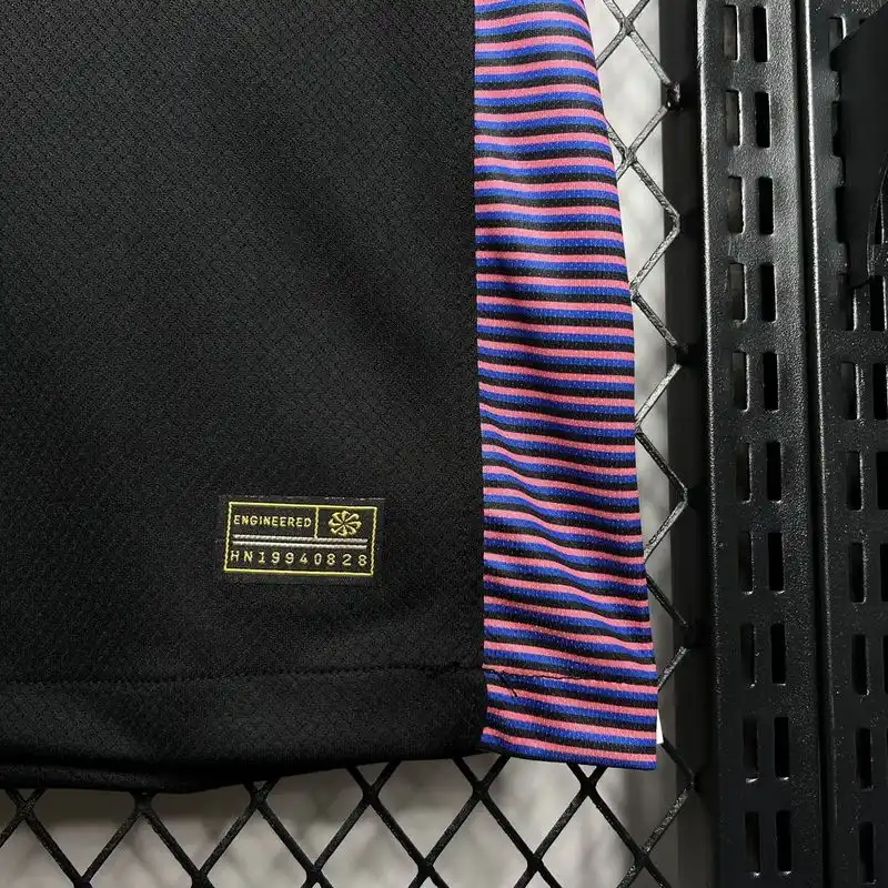 FC Barcelona 24/25 Concept Kit - Fan Version - Image 6