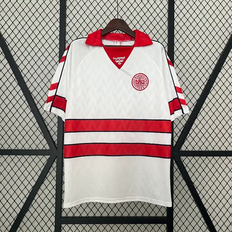 Denmark 1988 Away kit