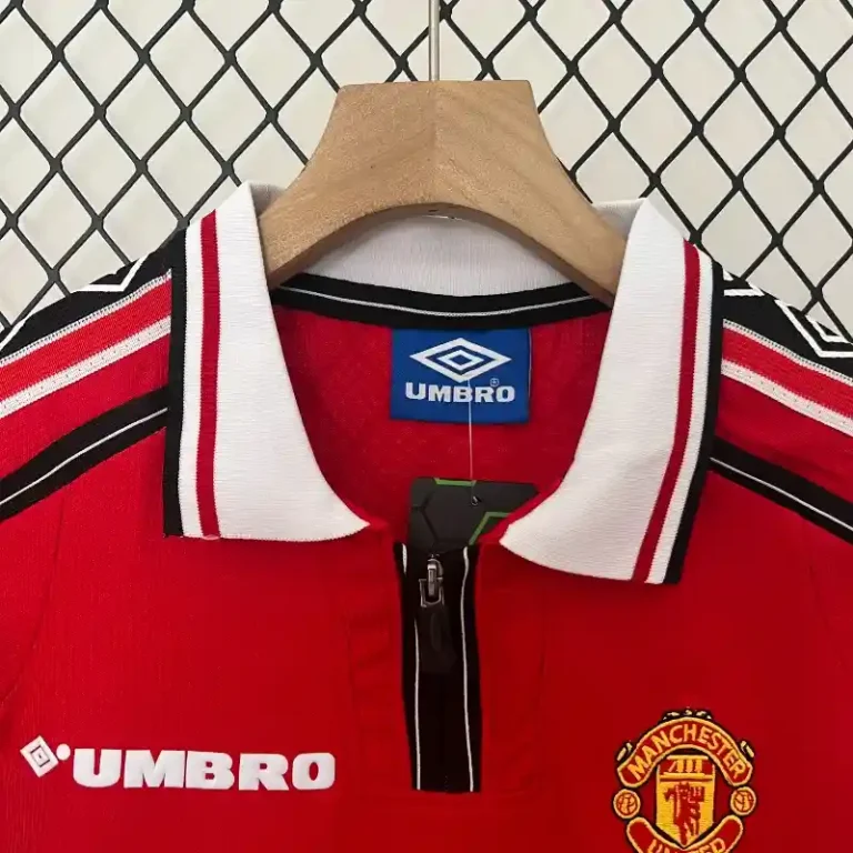 Manchester United 1998-99 Home Kit – Kids - Image 6