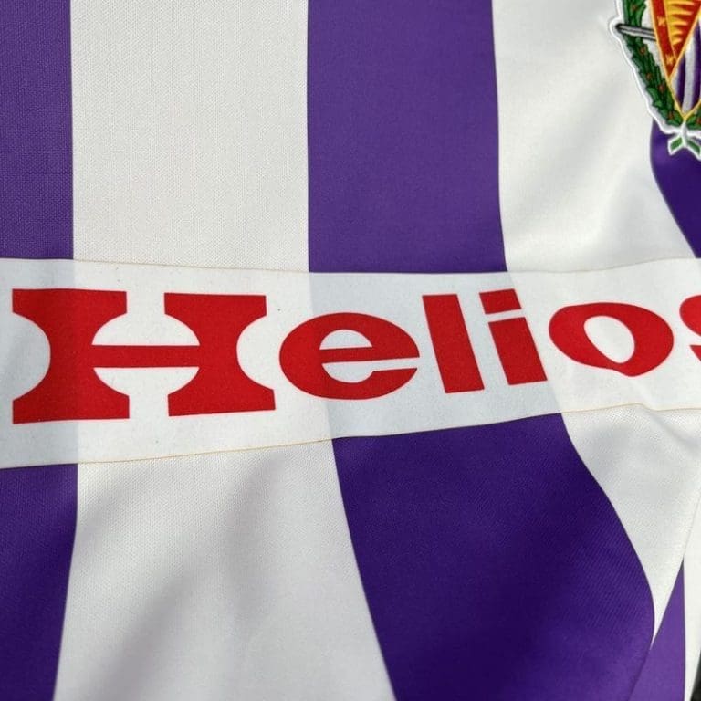 Real Valladolid 1984 Home Kit - Image 3