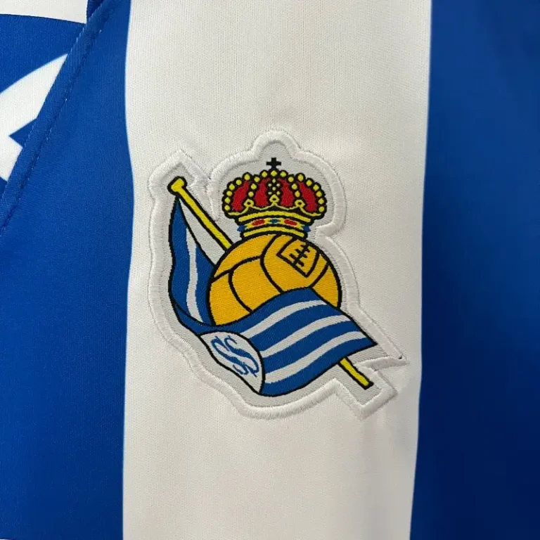 Real Sociedad 24/25 Home Kit - Kids - Image 3