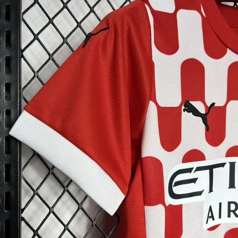 Girona 24/25 Home Kit - Kids - Image 3