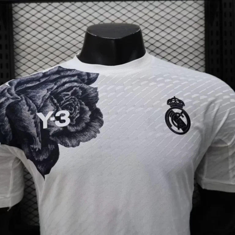 Real Madrid 24/25 White Y-3 Kit – Player version - Image 6