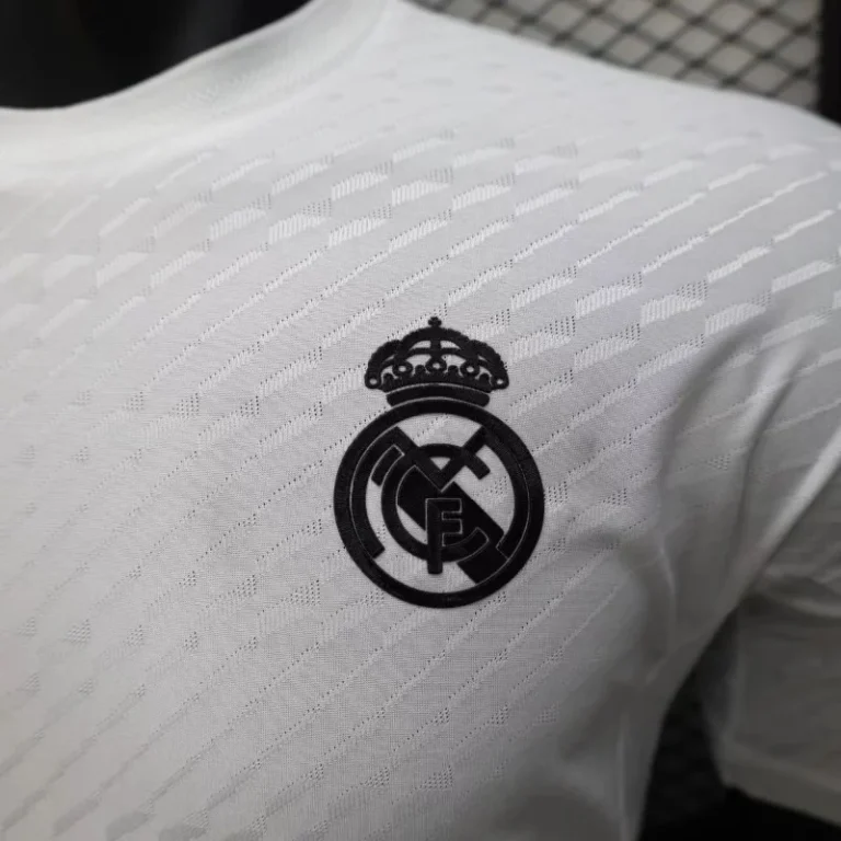 Real Madrid 24/25 White Y-3 Kit – Player version - Image 2