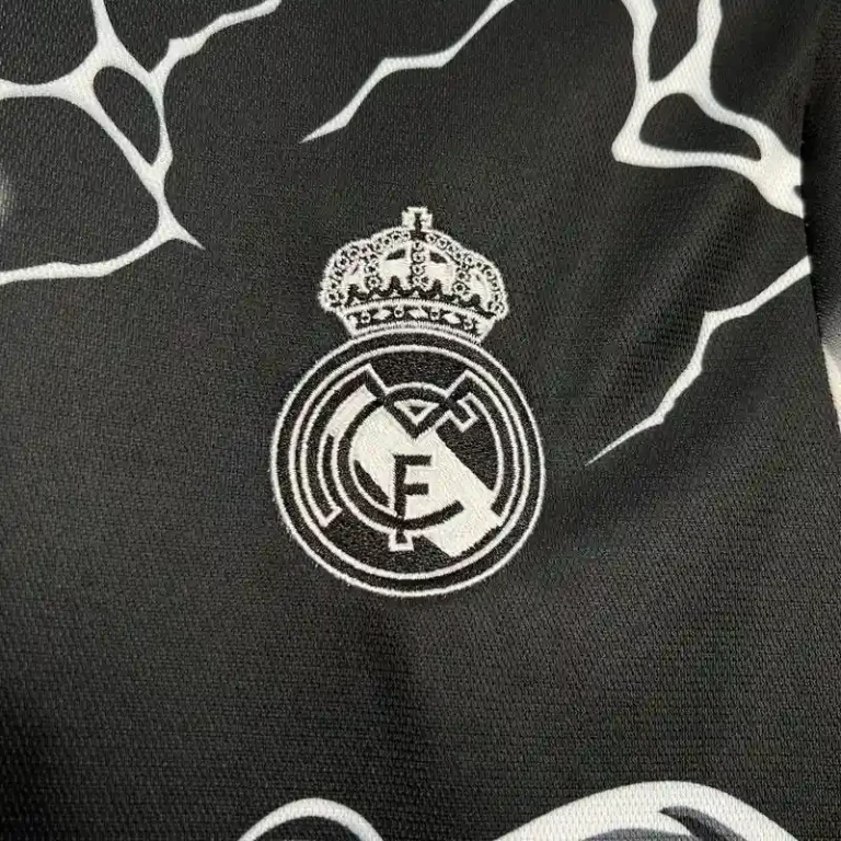 Real Madrid Black Panther Kit 24/25 – Fan Version - Image 3