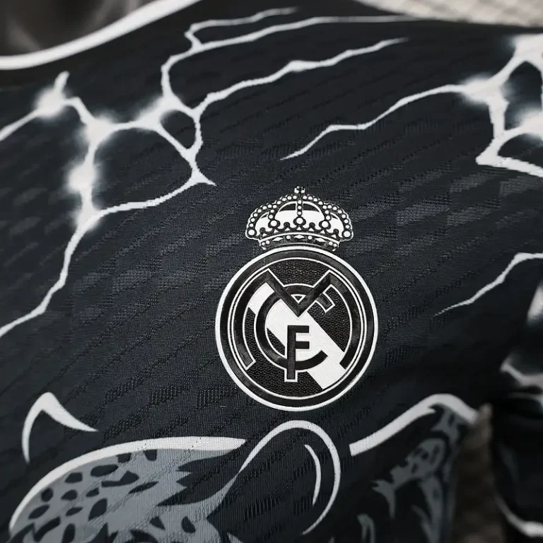 Real Madrid Black Panther Kit 24/25 – Player version - Image 2