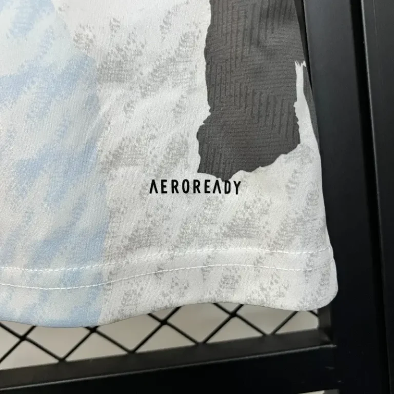 Real Madrid Training Jersey 24/25 – Fan version - Image 5