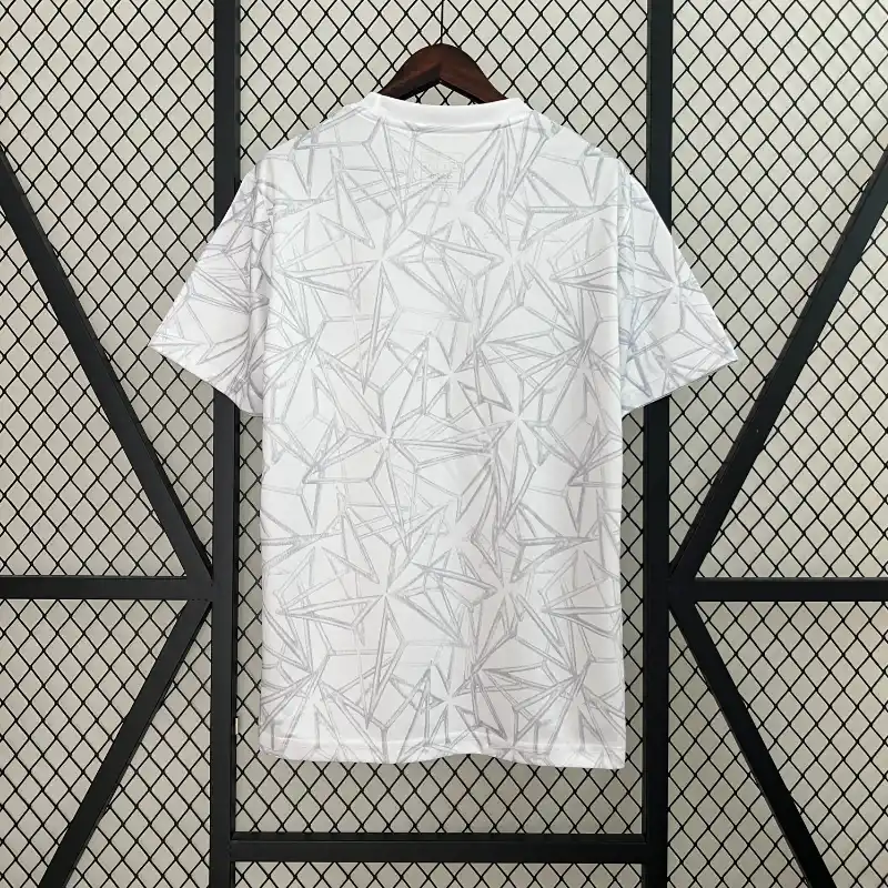 Real Madrid Pre-match Training Jersey 24/25 – Fan Version - Image 5