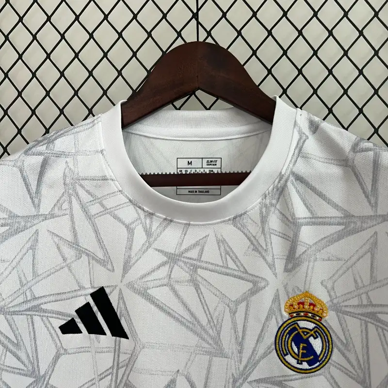Real Madrid Pre-match Training Jersey 24/25 – Fan Version - Image 3