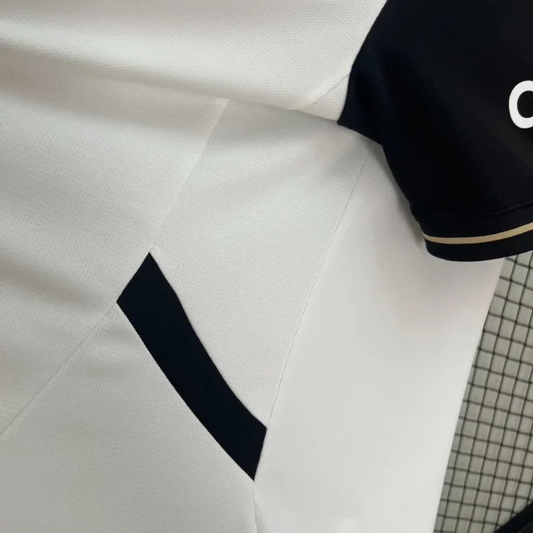 Valencia 24/25 Home Kit – Fan Version - Image 3