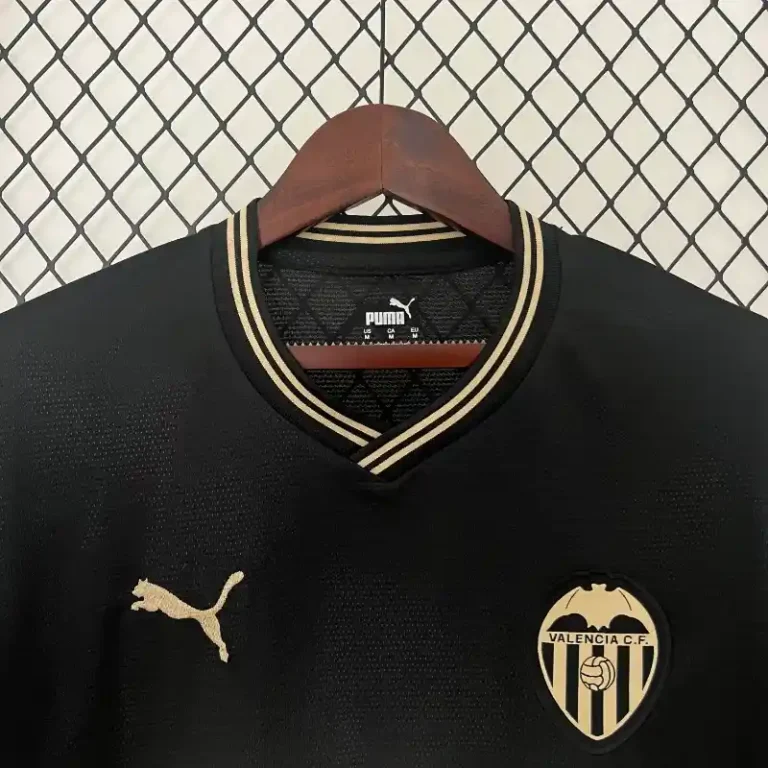 Valencia 24/25 Black Special Jersey – Fan Version - Image 5