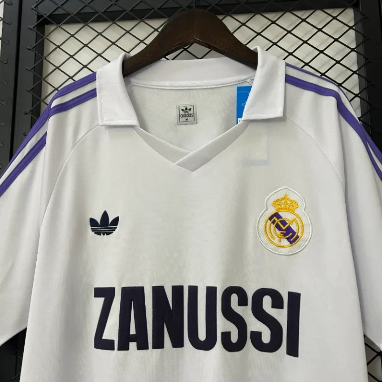 Real Madrid 1984-85 Home Kit - Image 6