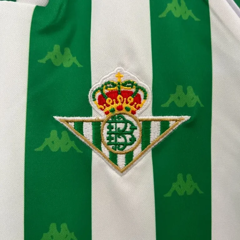 Real Betis 1995-97 Home Kit - Kids - Image 2