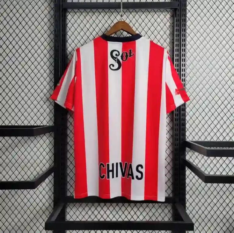 Chivas Guadalajara 1996-97 Home Kit - Image 8