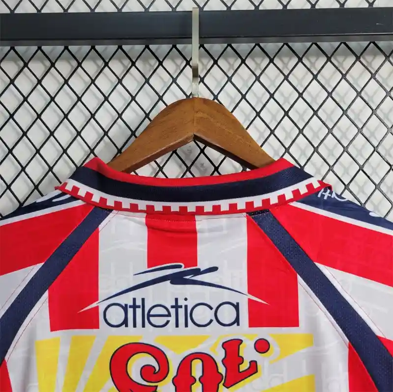 Chivas Guadalajara 1999-00 Home Kit - Image 7