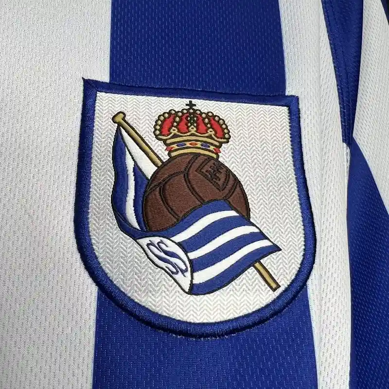 Real Sociedad 2002-03 Home Kit - Image 3