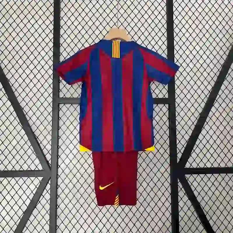 Fc Barcelona 2005-06 Home Kit - Kids - Image 8